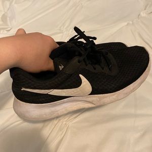 Nike Womens Athletic Shoe